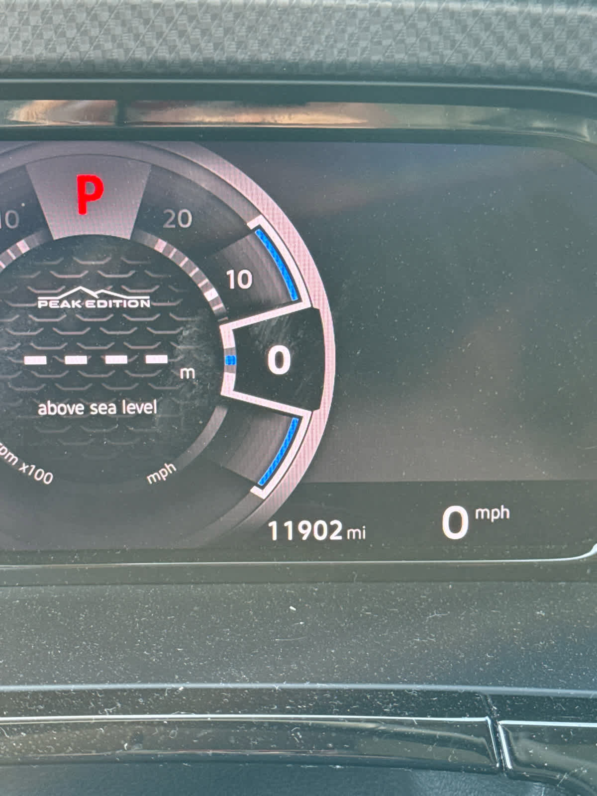 Certified 2024 Volkswagen Atlas Peak Edition SE image 10