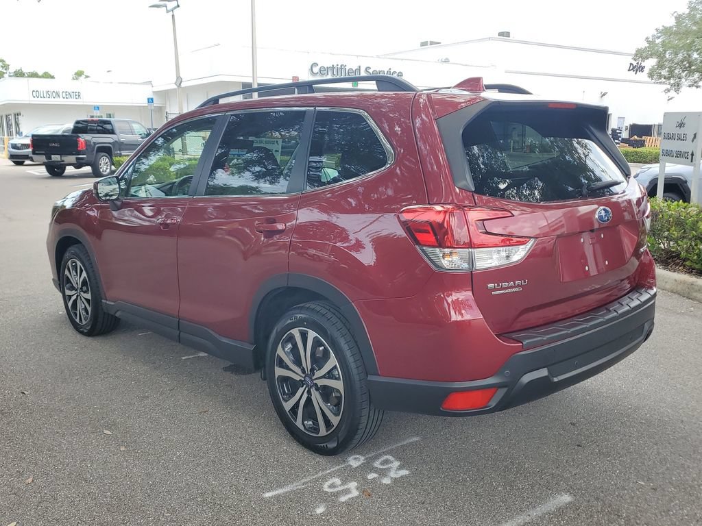 Used 2020 Subaru Forester Limited AWD/4WD image 3