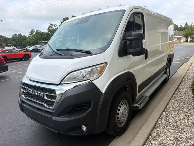 Used 2025 RAM ProMaster 2500 w/ U-Haul Equipment Group FWD image 30
