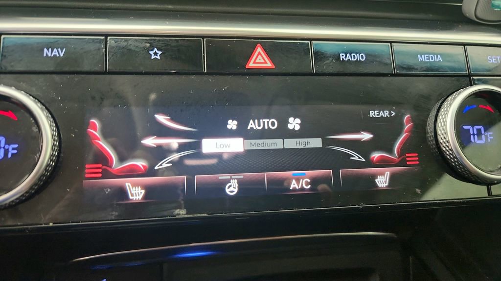 Used 2024 Genesis GV80 2.5T image 23