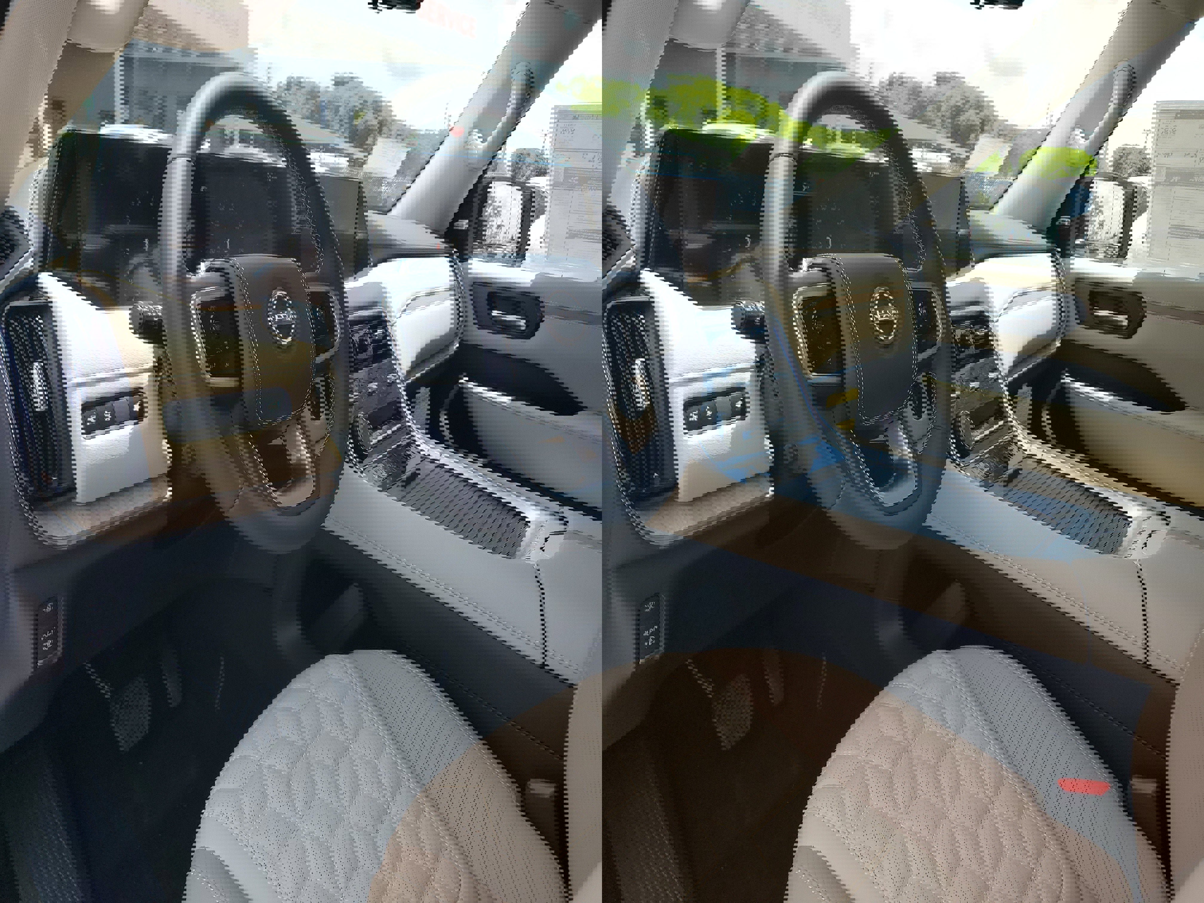 New 2025 Nissan Armada Platinum Reserve image 9