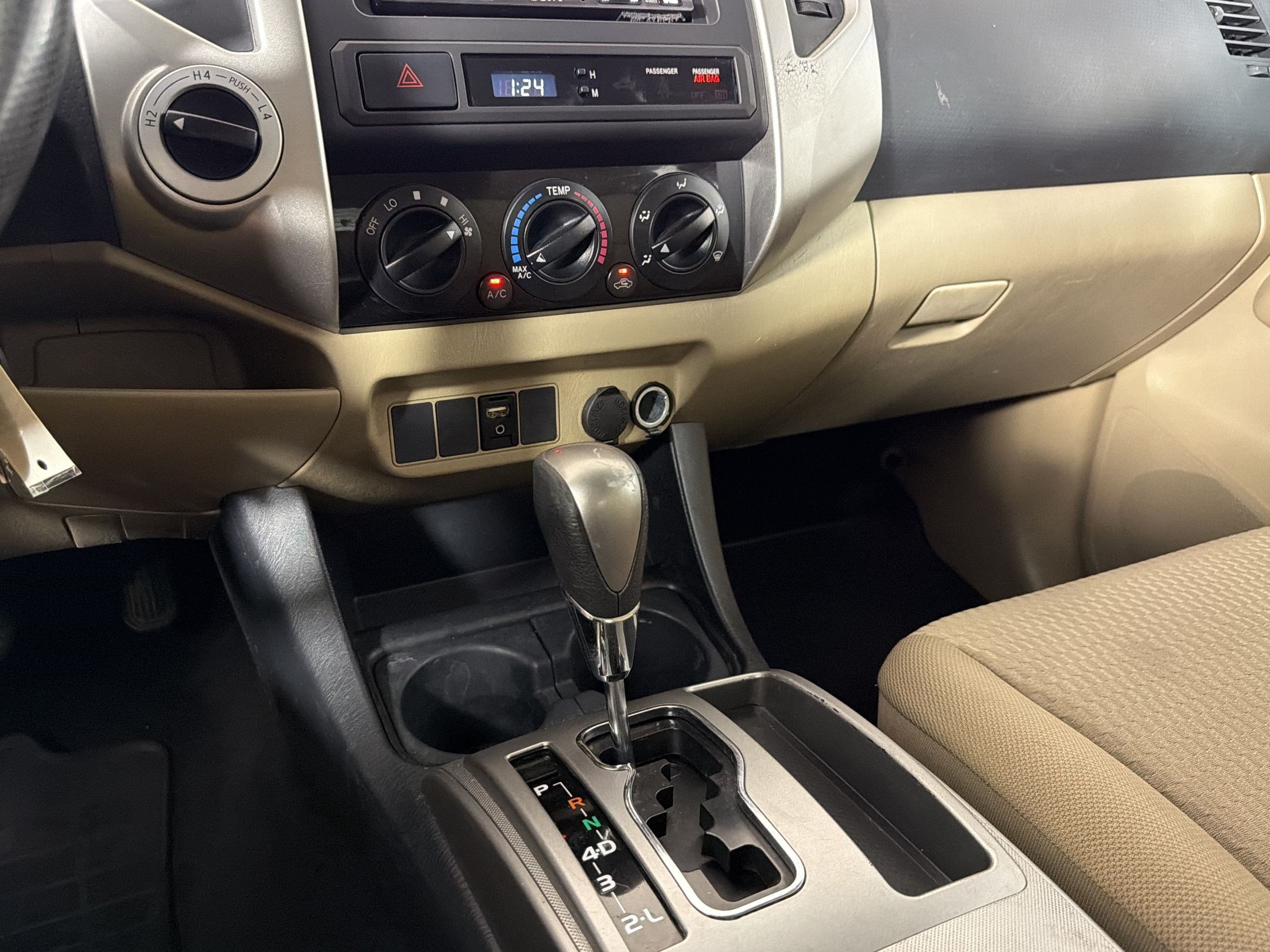 Used 2013 Toyota Tacoma 4x4 Double Cab w/ SR5 Pkg image 15