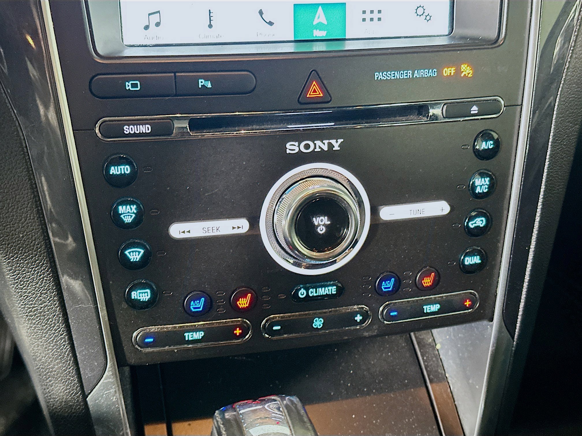 Used 2017 Ford Explorer Sport w/ Equipment Group 401A AWD/4WD image 24