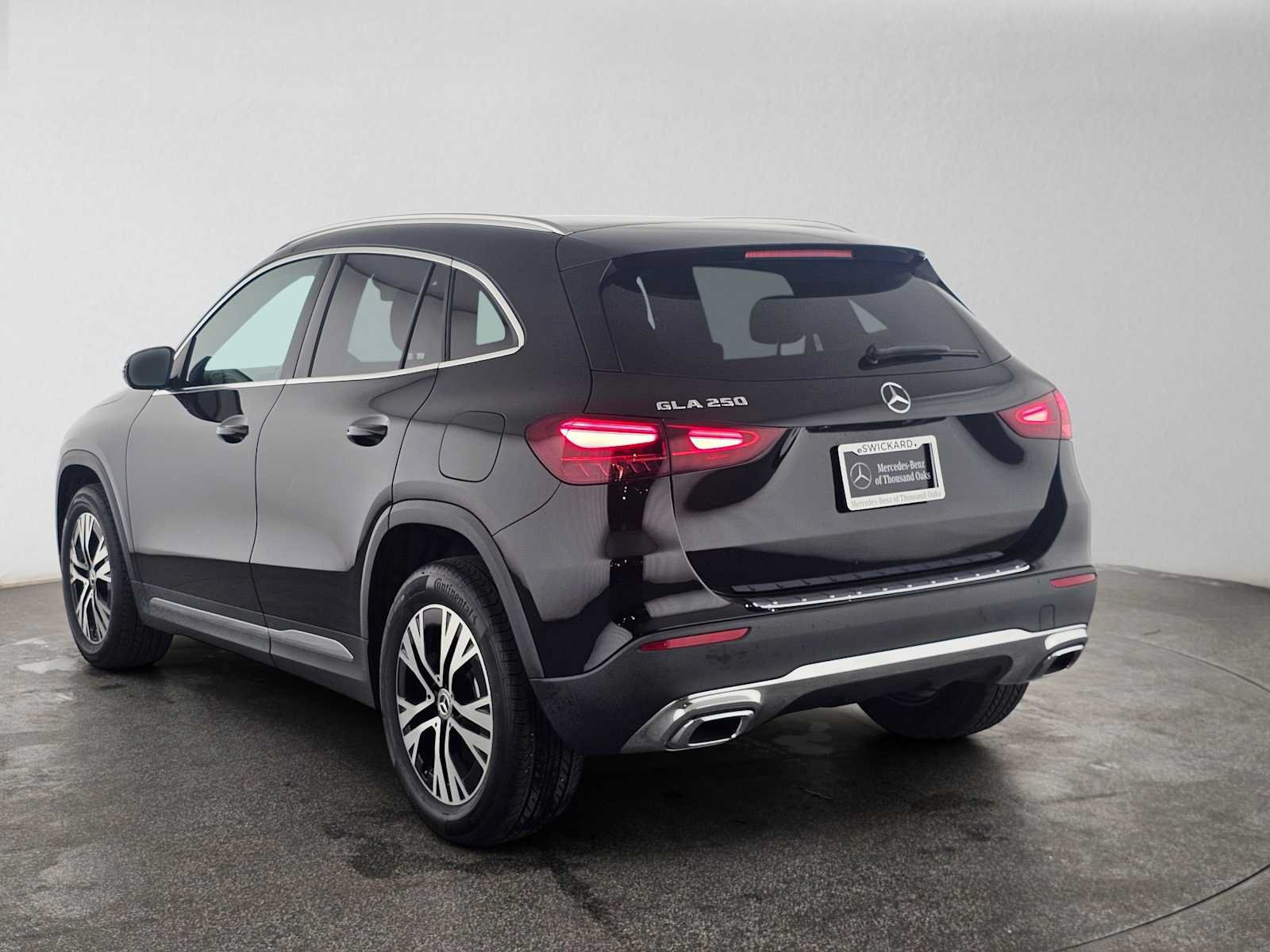 Certified 2025 Mercedes-Benz GLA 250 image 5