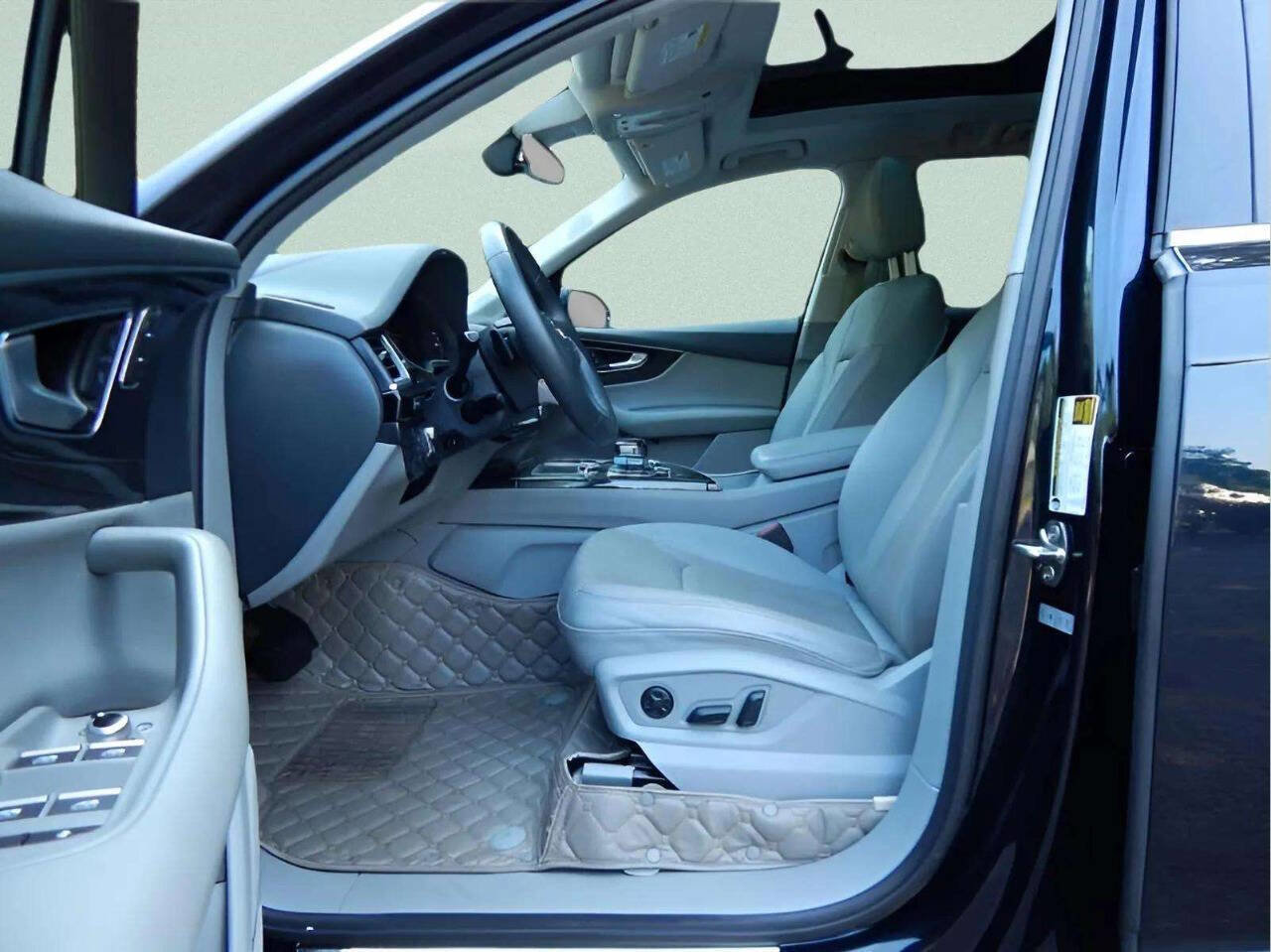 Used 2017 Audi Q7 3.0T Prestige image 14