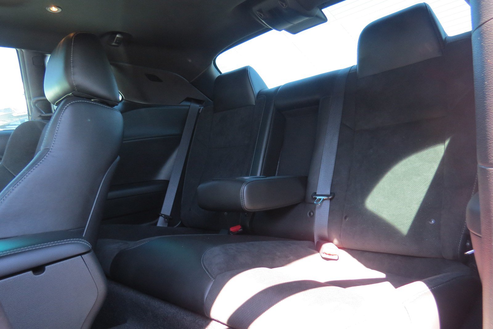 Used 2022 Dodge Challenger R/T Scat Pack RWD image 12