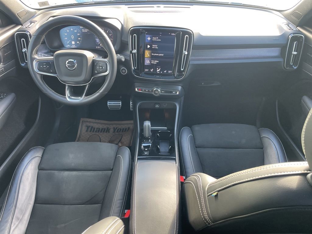 Used 2021 Volvo XC40 T5 R-Design w/ Advanced Package image 26