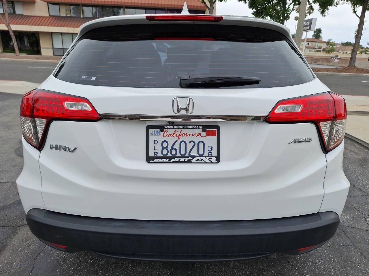 Used 2022 Honda HR-V LX image 6