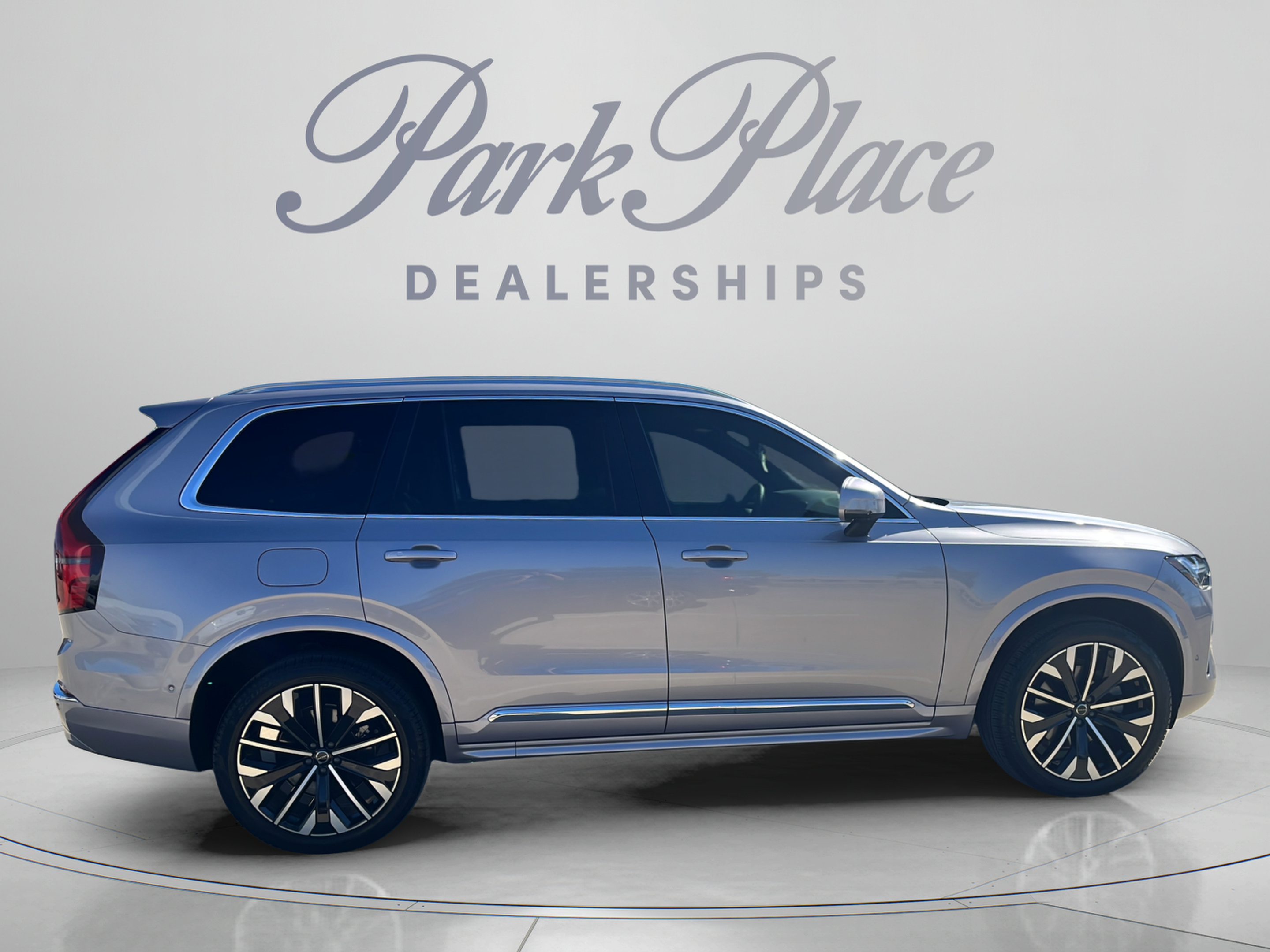 Used 2026 Volvo XC90 B6 Plus w/ Protection Package Premier AWD/4WD image 8