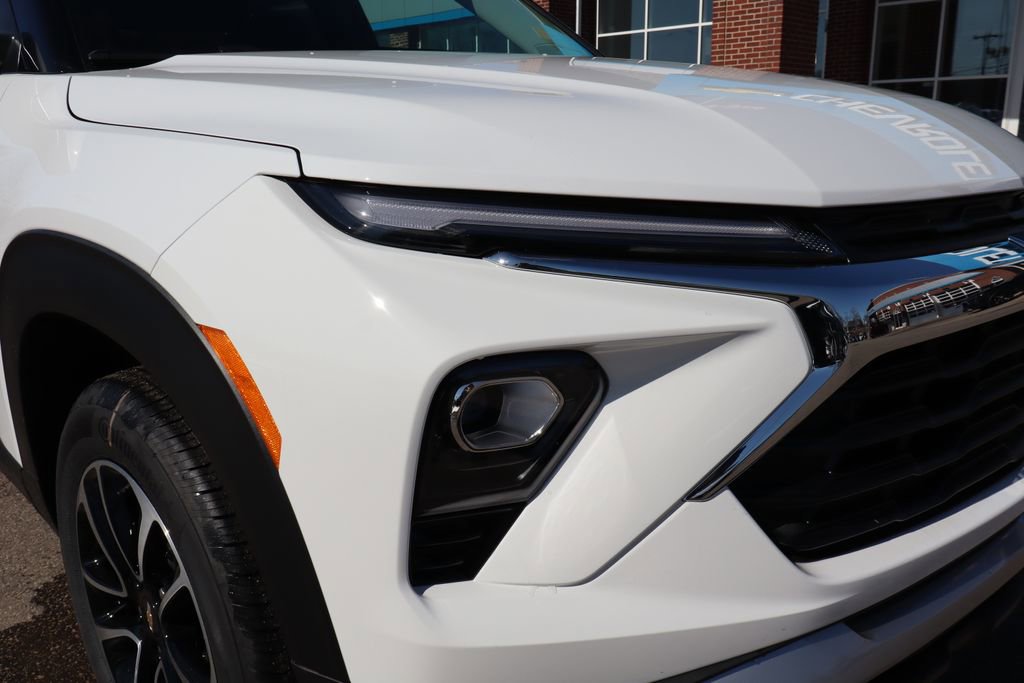 New 2026 Chevrolet TrailBlazer LT w/ Convenience Package image 3