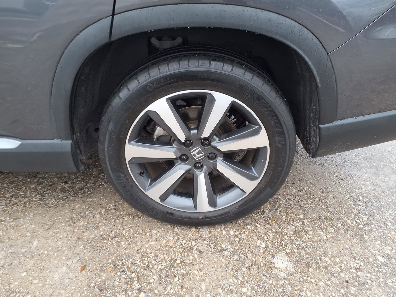 Used 2023 Honda Pilot Touring image 25