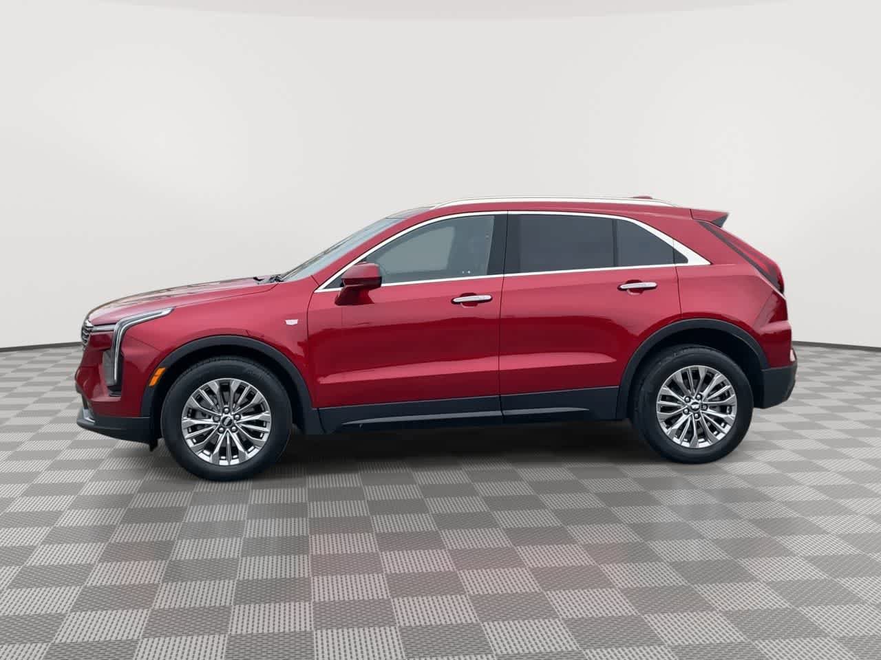 Used 2024 Cadillac XT4 Premium Luxury AWD/4WD image 5