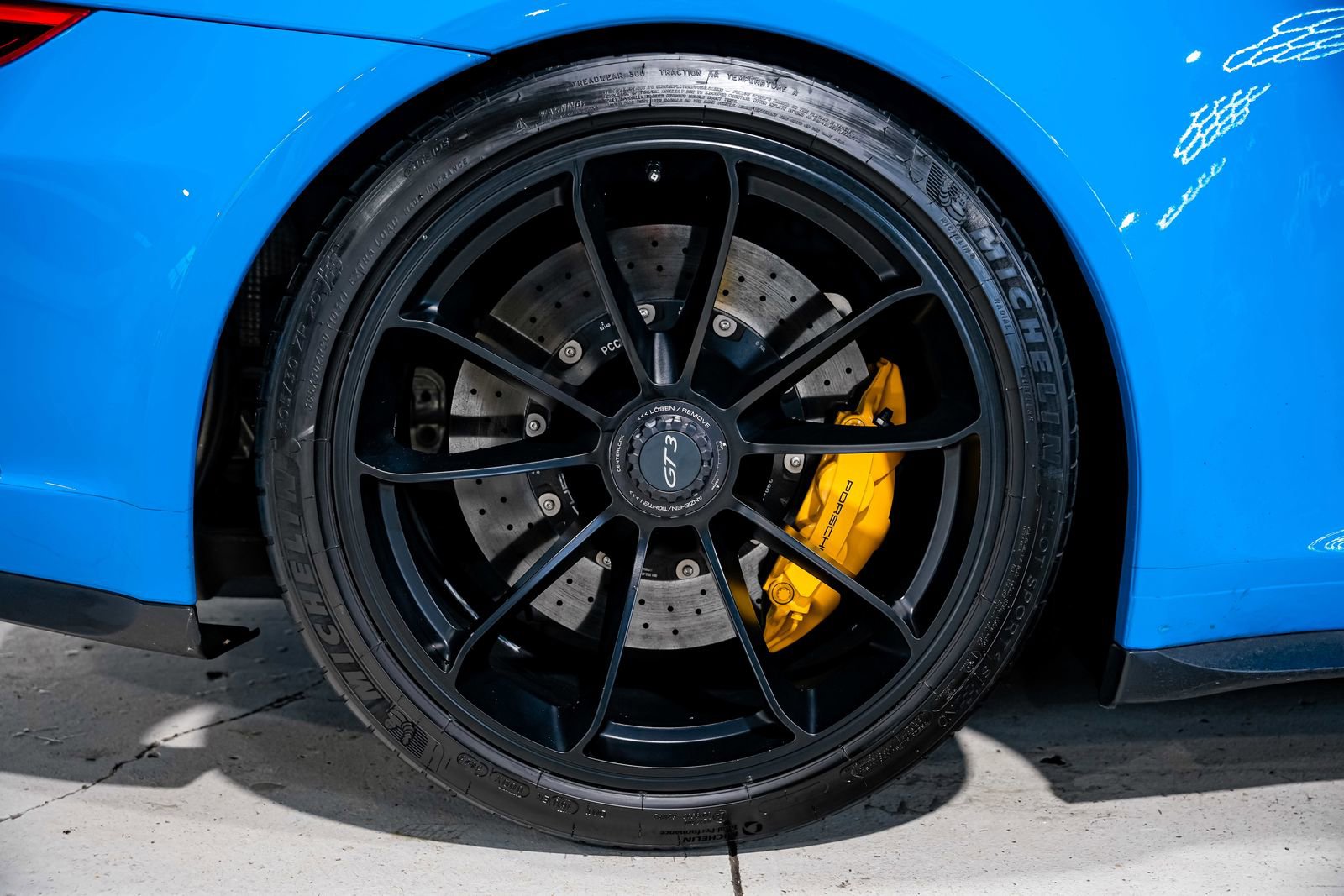 Used 2018 Porsche 911 Targa 4S RWD image 49