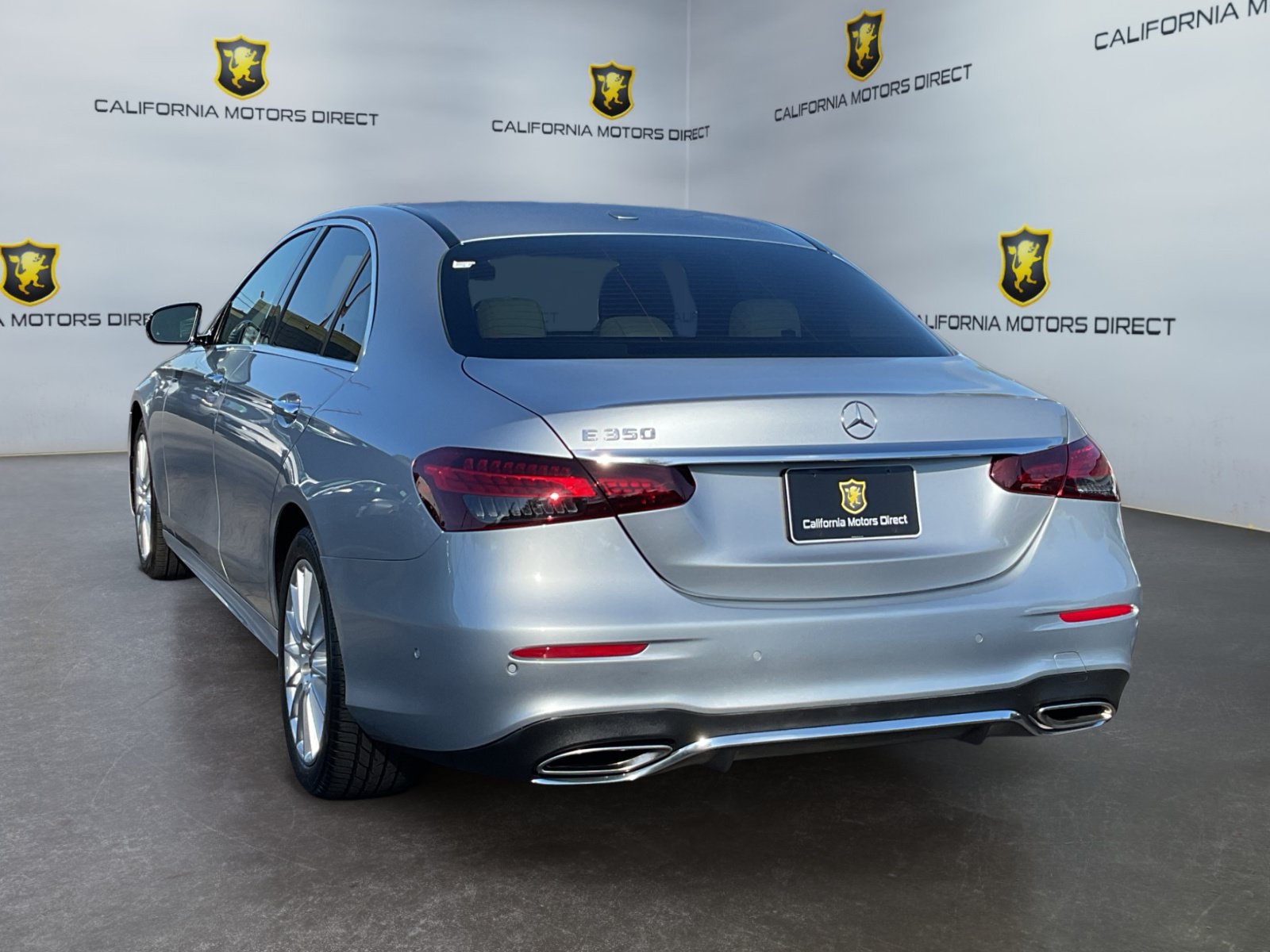 Used 2022 Mercedes-Benz E 350 Sedan image 7