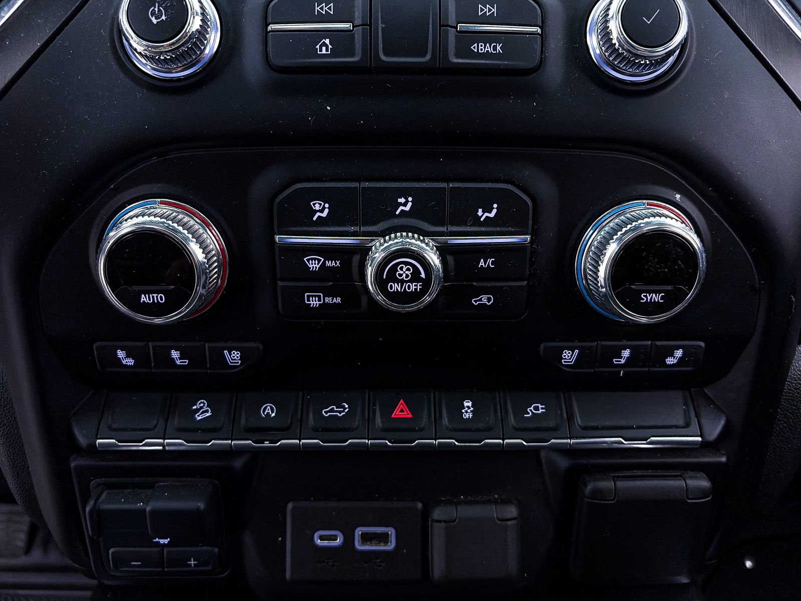 Used 2021 GMC Sierra 1500 AT4 w/ AT4 Preferred Package image 25