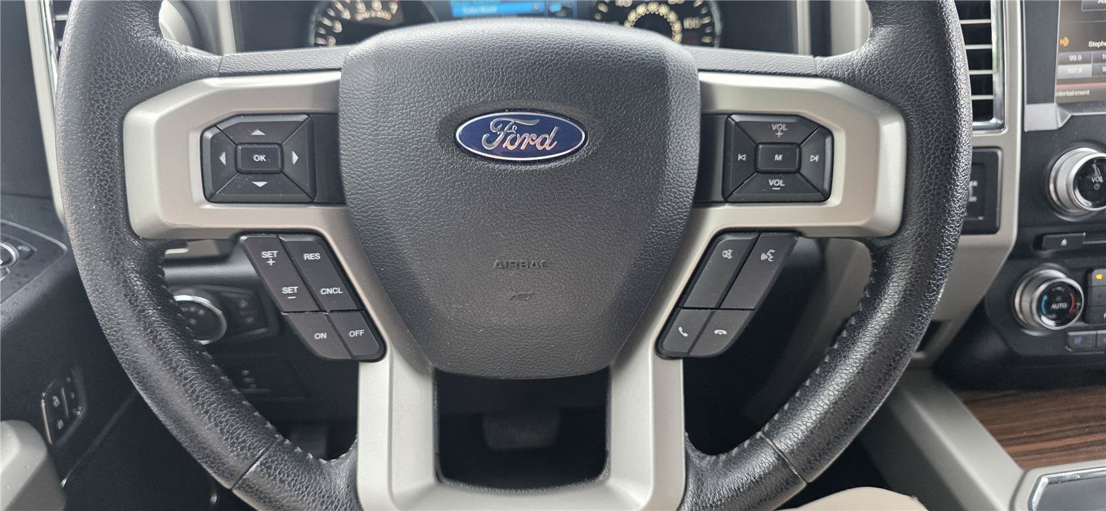 Used 2015 Ford F150 Lariat w/ Equipment Group 501A Mid AWD/4WD image 14