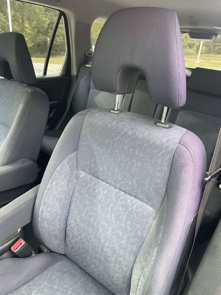 Used 2005 Honda CR-V LX image 16
