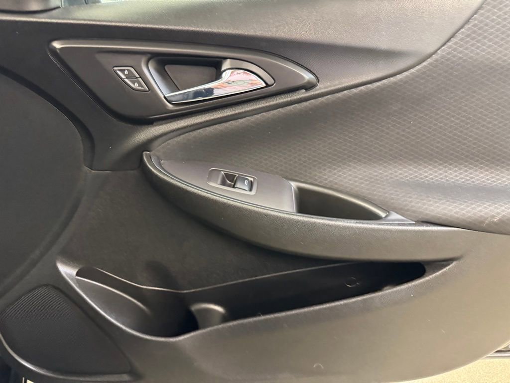 Used 2022 Chevrolet Malibu LT image 27