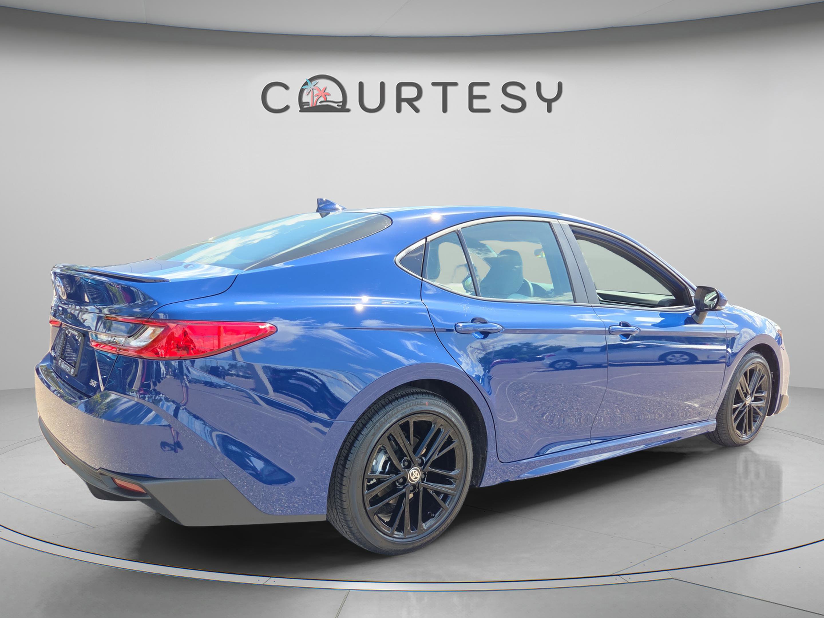 Certified 2026 Toyota Camry SE image 5