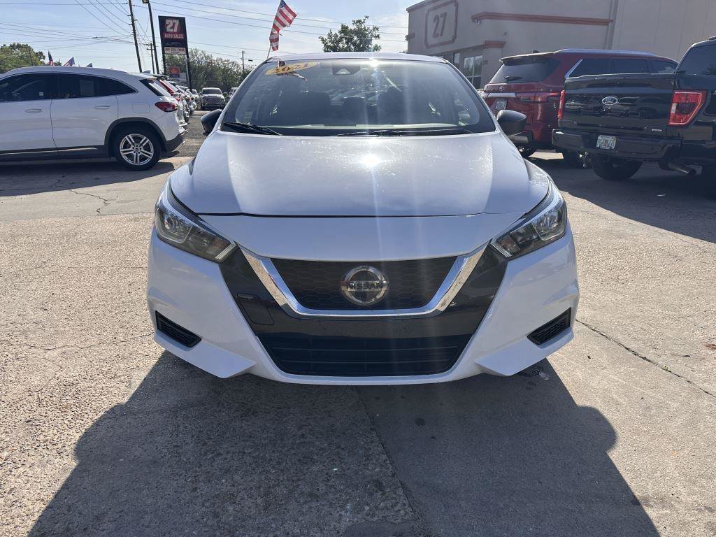 Used 2021 Nissan Versa S FWD image 2