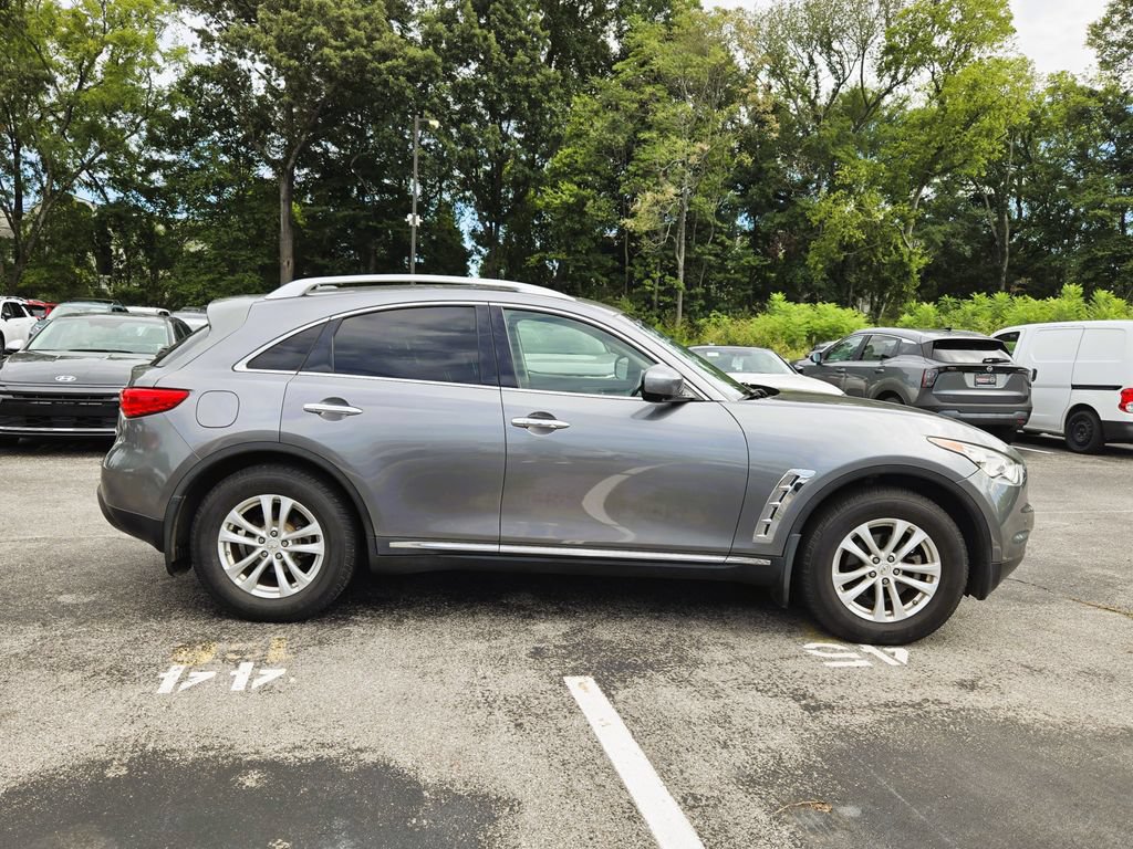 Used 2012 INFINITI FX35 2WD w/ Premium Pkg image 2