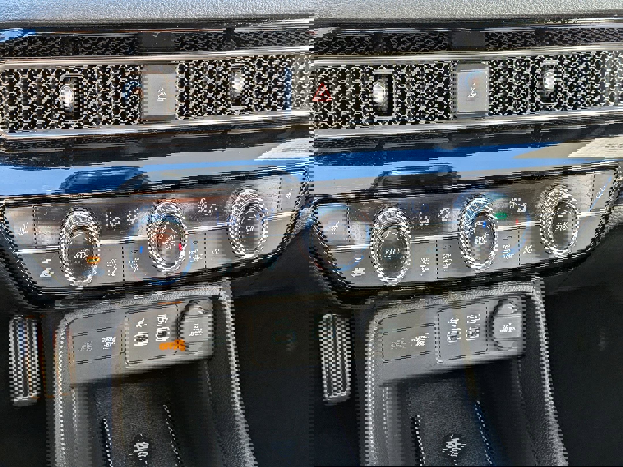 Used 2024 Honda Civic Sport Touring image 25