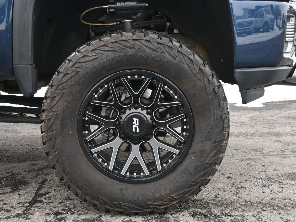 Used 2021 GMC Sierra 2500 AT4 image 15