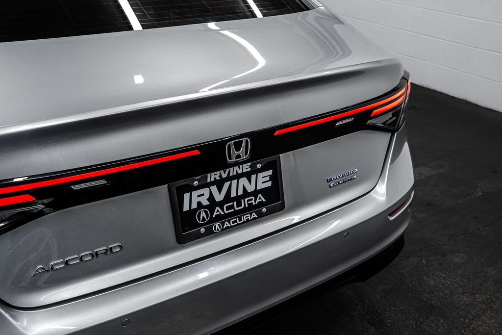 Used 2024 Honda Accord Touring image 15