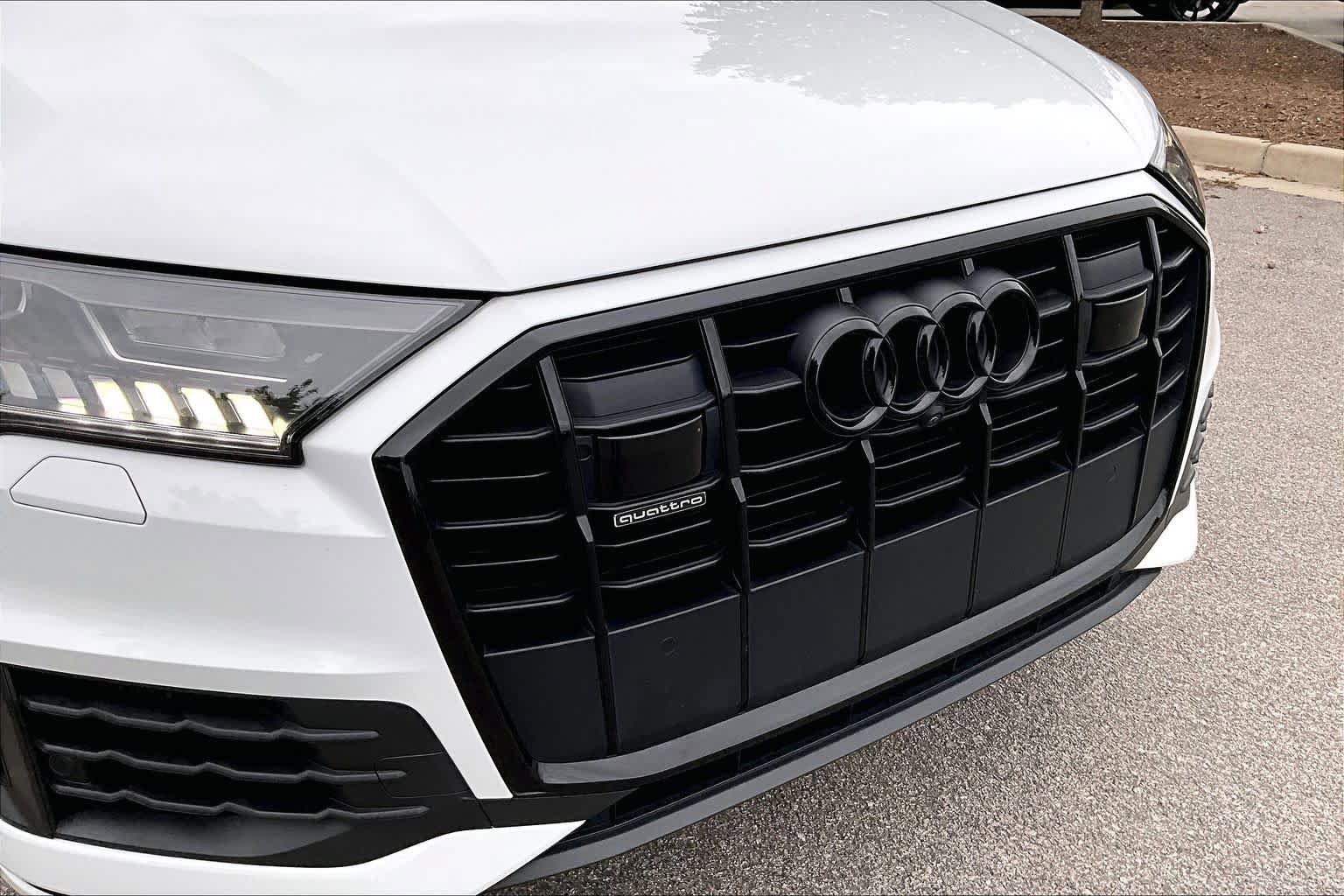 Used 2021 Audi Q7 3.0T Prestige AWD/4WD image 32