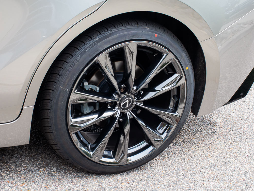 Used 2023 Lexus IS 350 F Sport AWD/4WD image 6