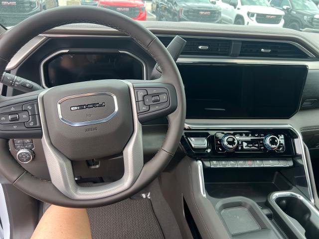 New 2026 GMC Sierra 3500 Denali AWD/4WD image 14