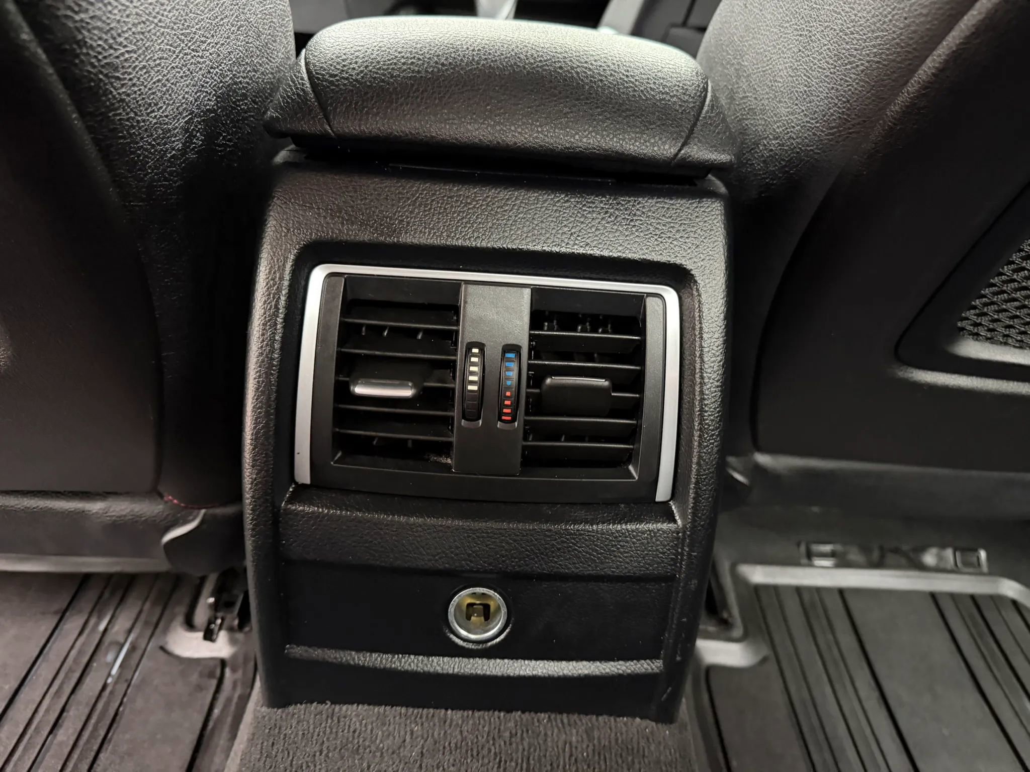 Used 2017 BMW 330i Sedan RWD image 18