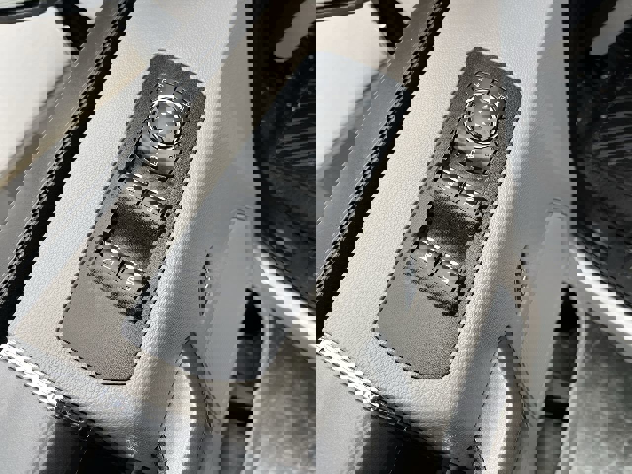 Used 2017 Ford F150 XLT w/ Equipment Group 302A Luxury image 9