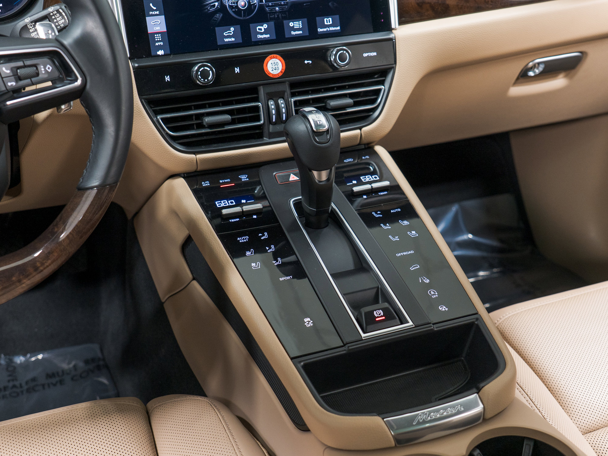 Certified 2022 Porsche Macan image 23