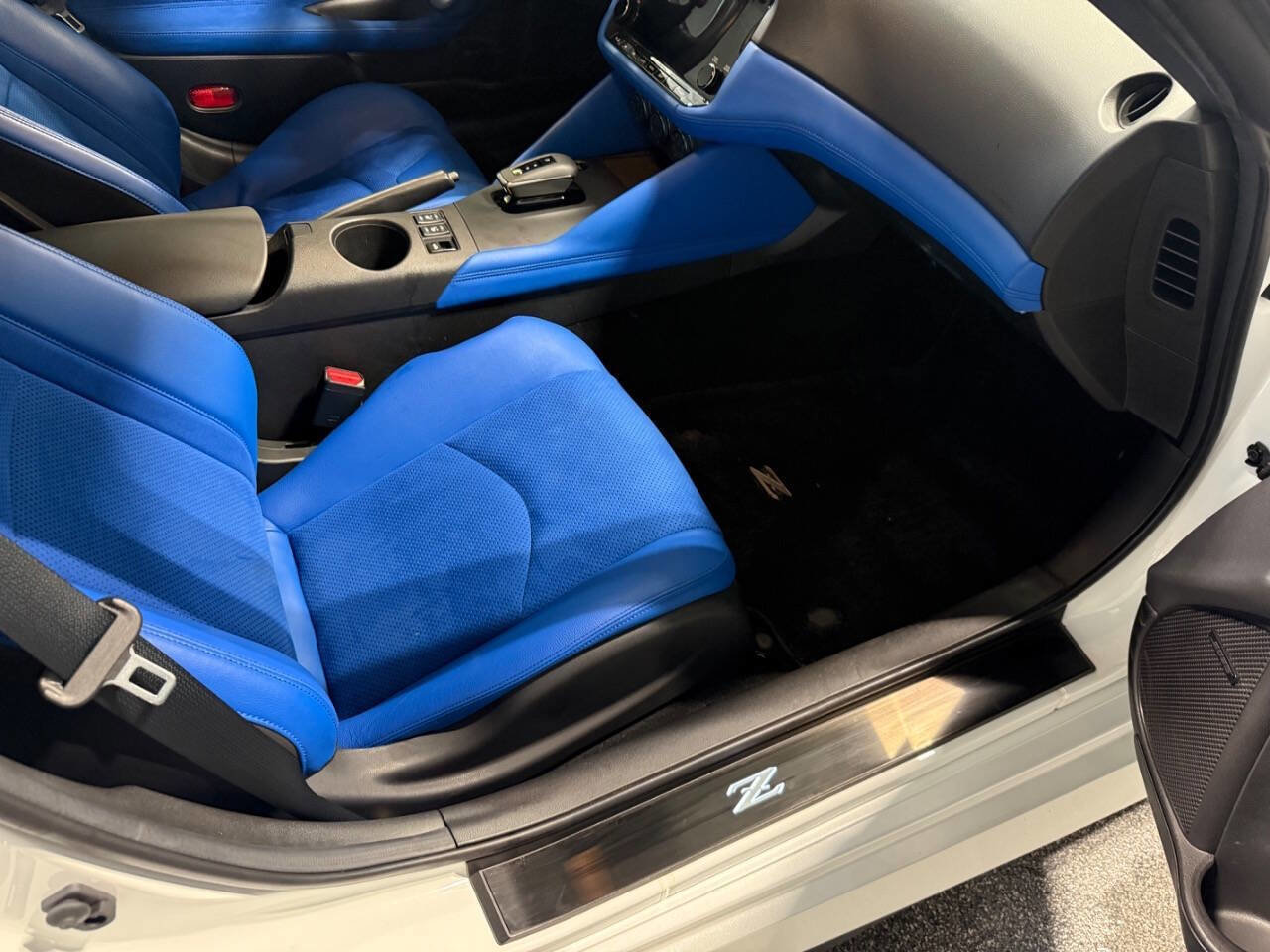 Used 2023 Nissan Z w/ Floor Mat Package (L93) RWD image 22