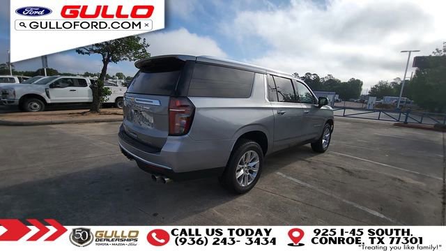 Used 2023 Chevrolet Suburban Premier image 8