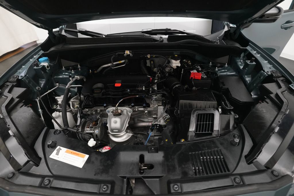 Certified 2025 Honda HR-V Sport image 3