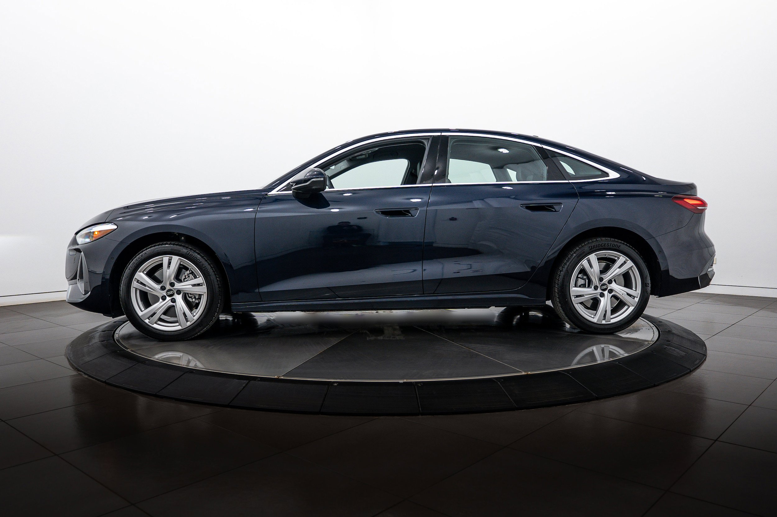 Certified 2025 Audi A5 2.0T Premium w/ Convenience Package AWD/4WD image 8