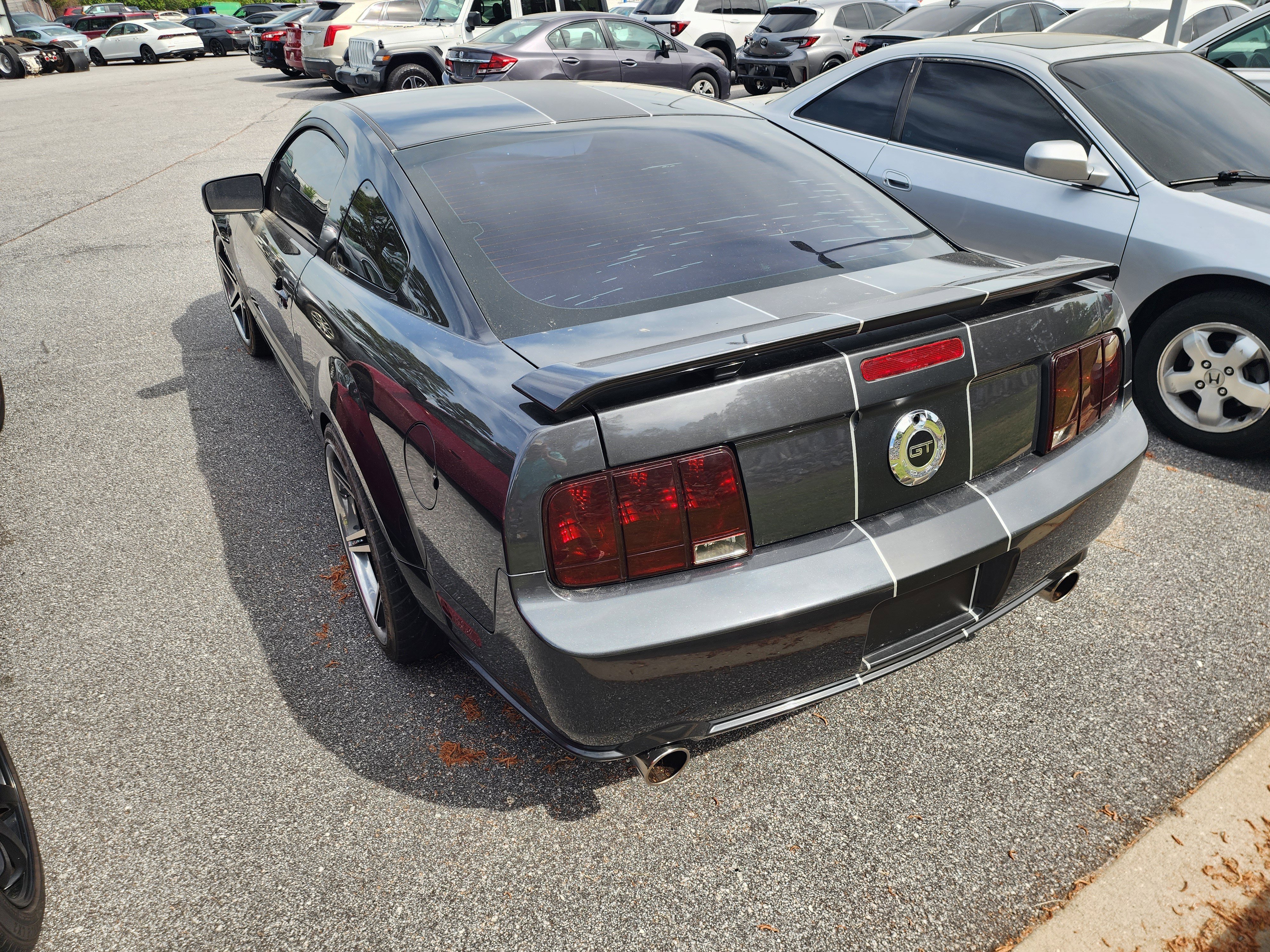 Used 2008 Ford Mustang GT RWD image 4