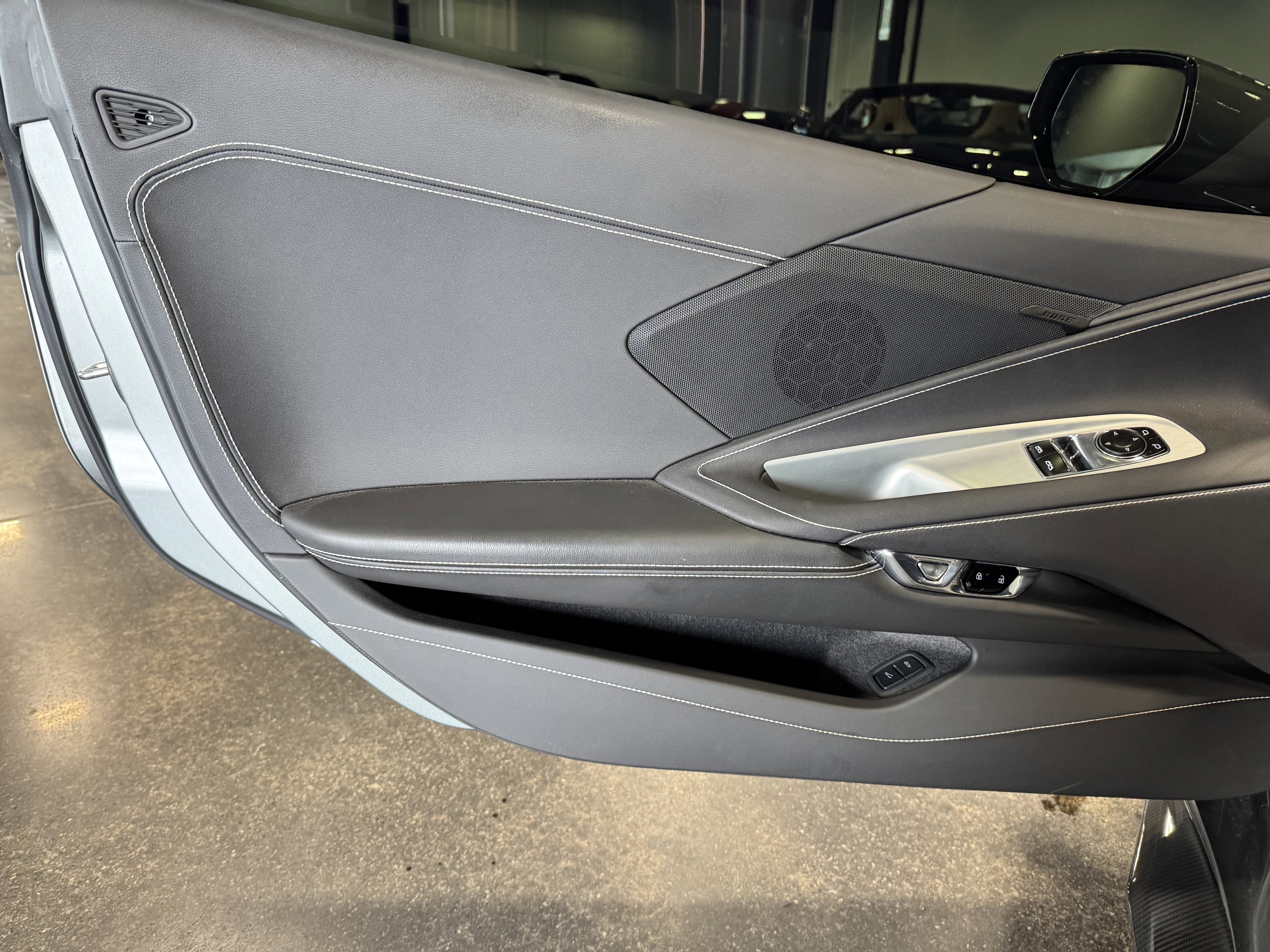 Used 2024 Chevrolet Corvette Stingray Coupe w/ Z51 Performance Package RWD image 12