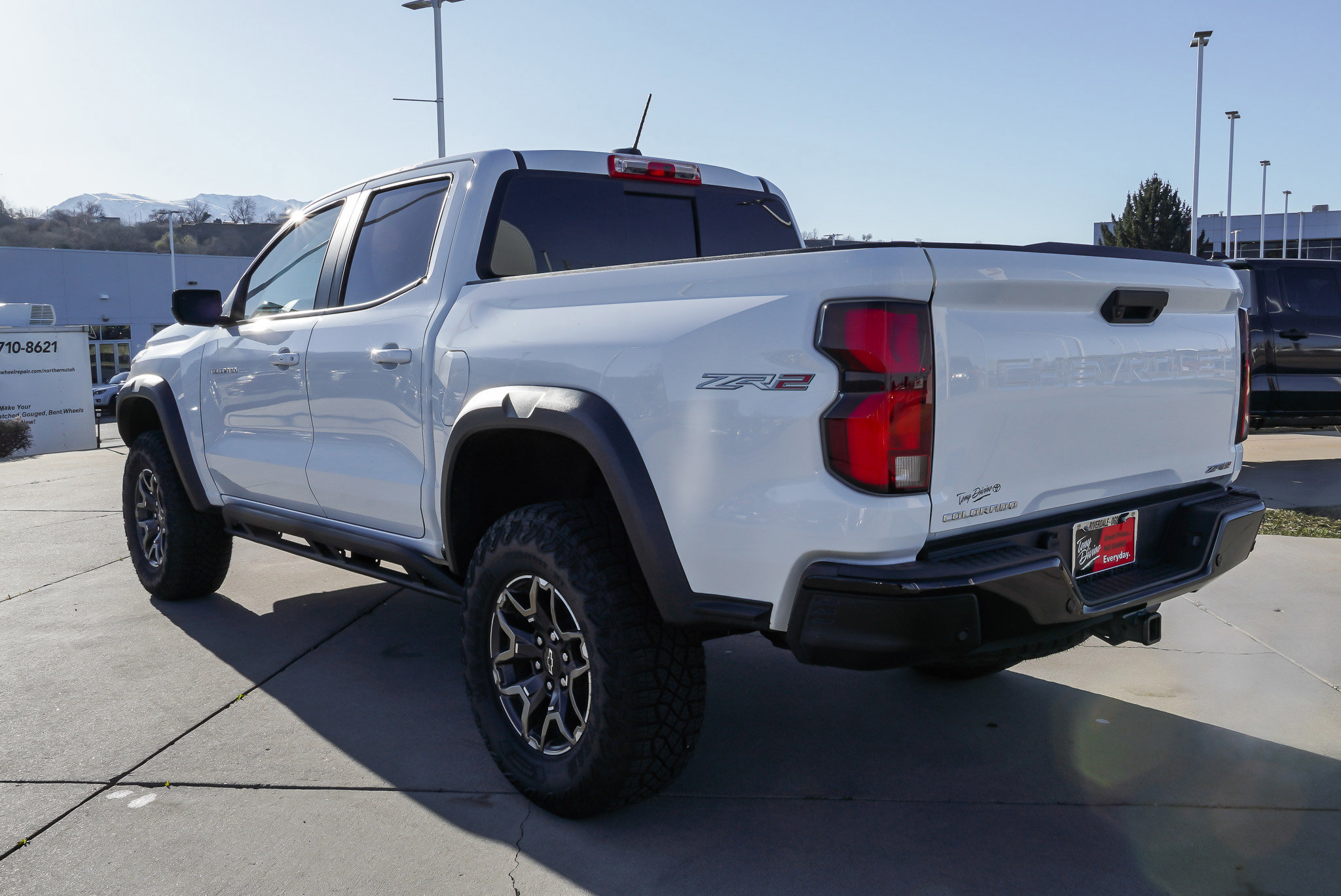 Used 2025 Chevrolet Colorado ZR2 w/ Technology Package image 6