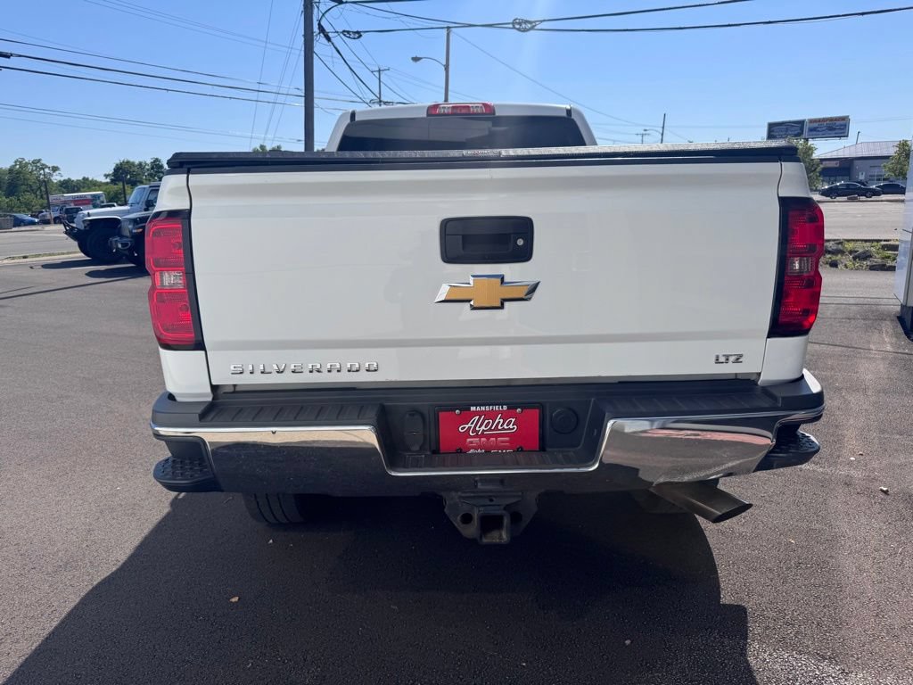 Used 2015 Chevrolet Silverado 2500 LTZ w/ Snow Plow Prep Package AWD/4WD image 4