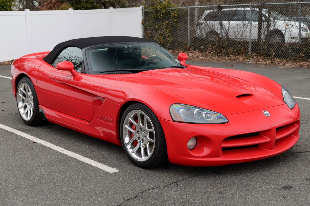 Used 2004 Dodge Viper SRT-10 image 9