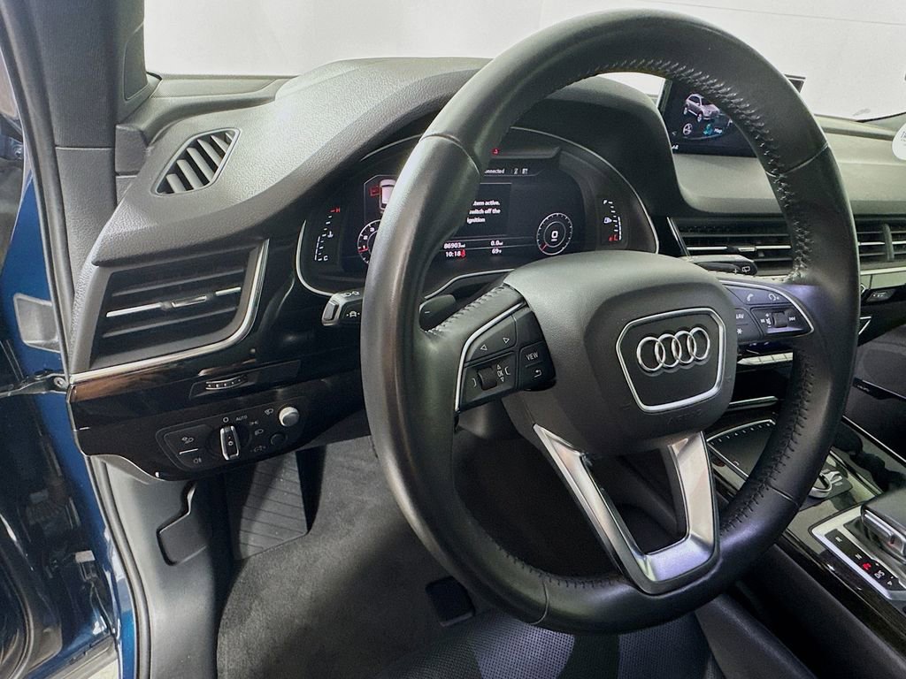 Used 2019 Audi Q7 3.0T Prestige w/ Prestige Package AWD/4WD image 12