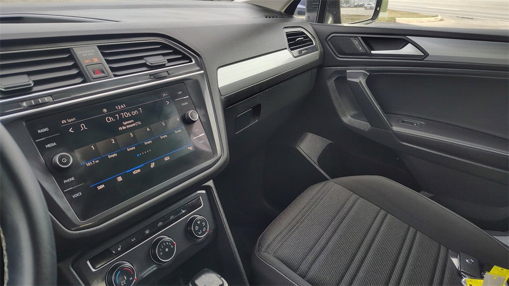 Used 2024 Volkswagen Tiguan S image 25