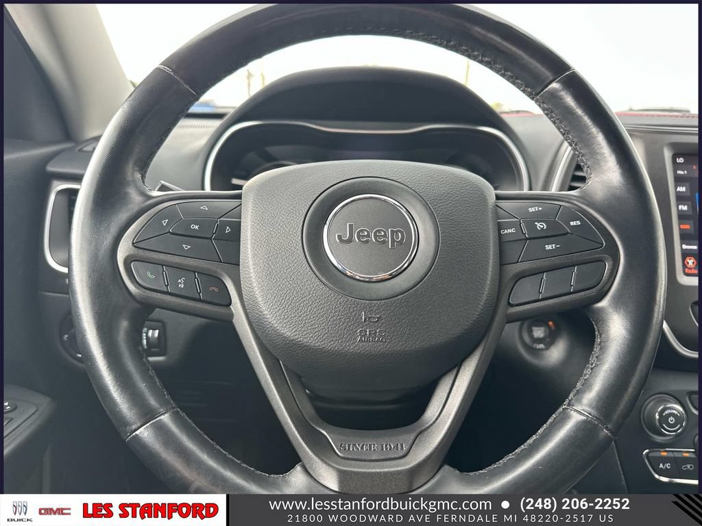 Used 2021 Jeep Cherokee Trailhawk AWD/4WD image 21