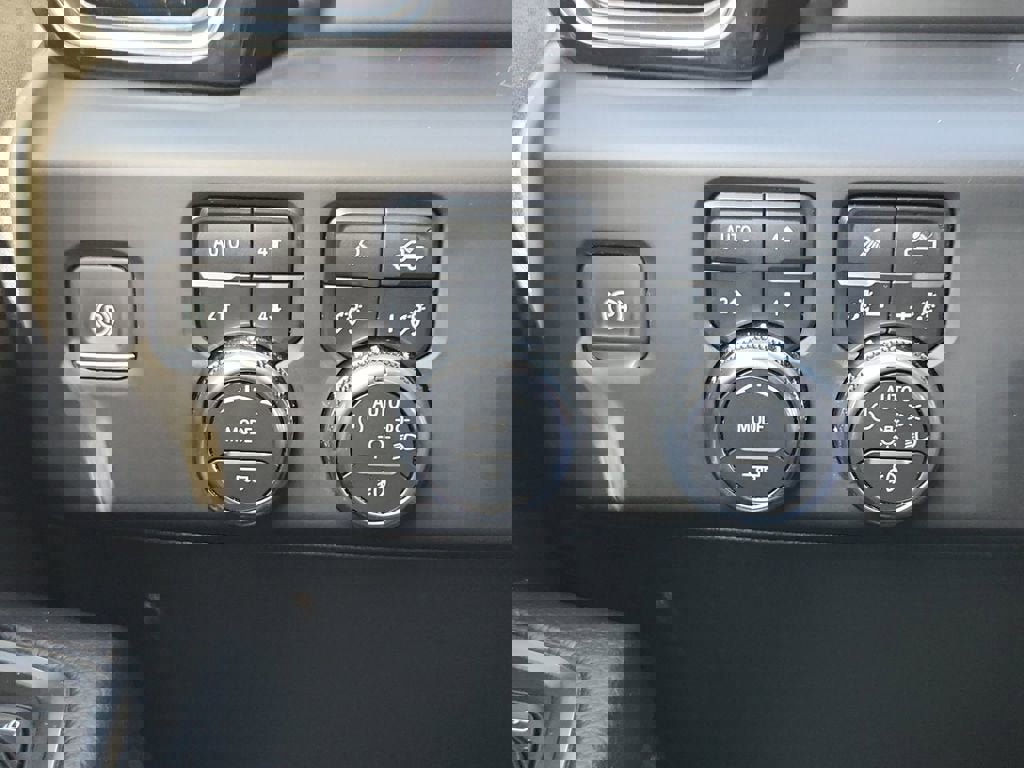 Used 2025 GMC Sierra 2500 Denali w/ Denali Reserve Package image 30