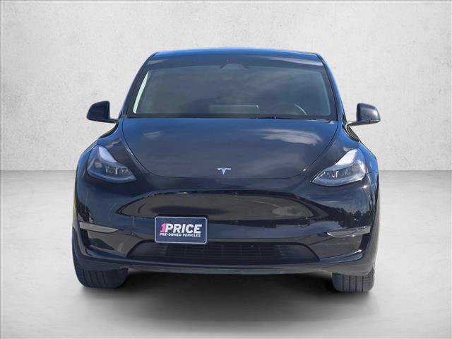 Used 2025 Tesla Model Y Long Range RWD image 2