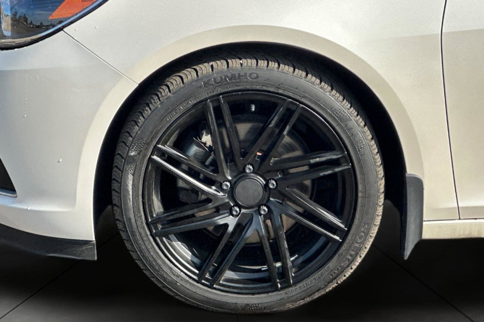 Used 2014 Chevrolet Malibu LTZ FWD image 30