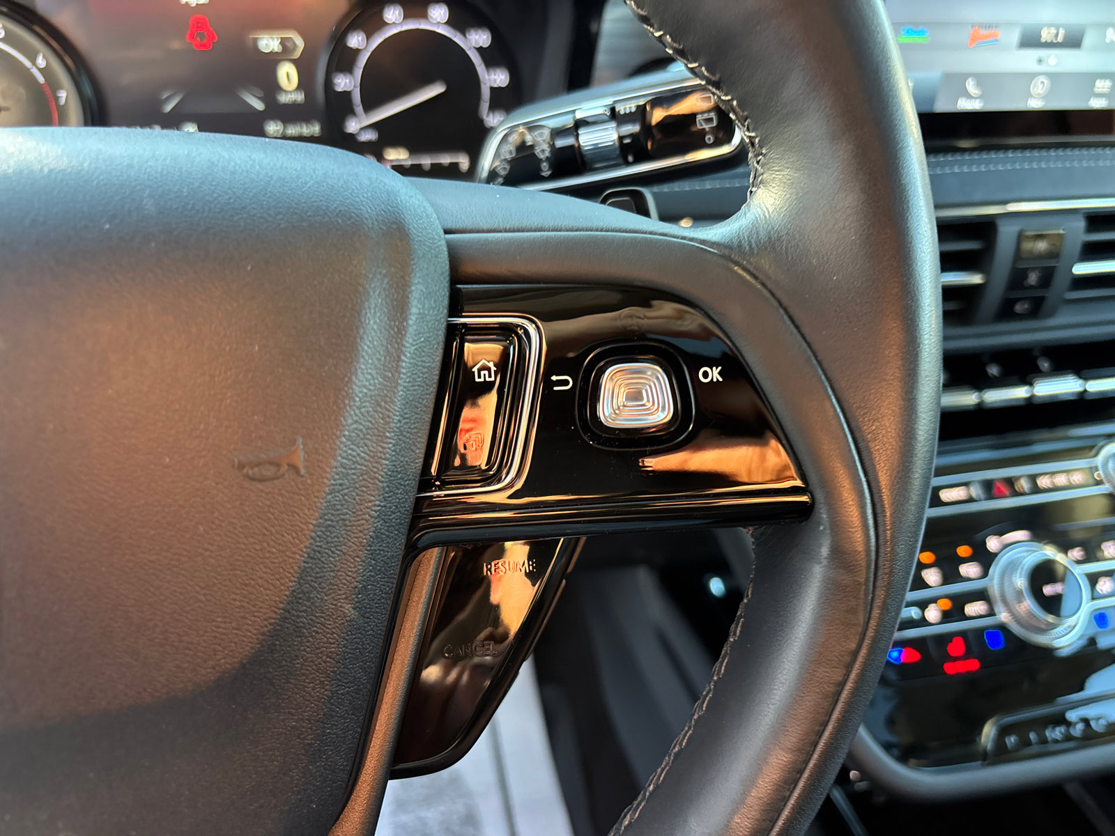 Certified 2022 Lincoln Corsair AWD w/ Premium Package image 18